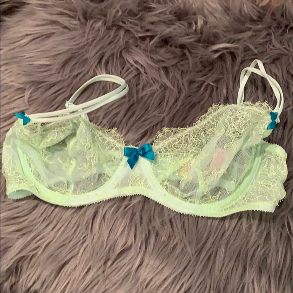 Victoria’s Secret PINK Bra 34C